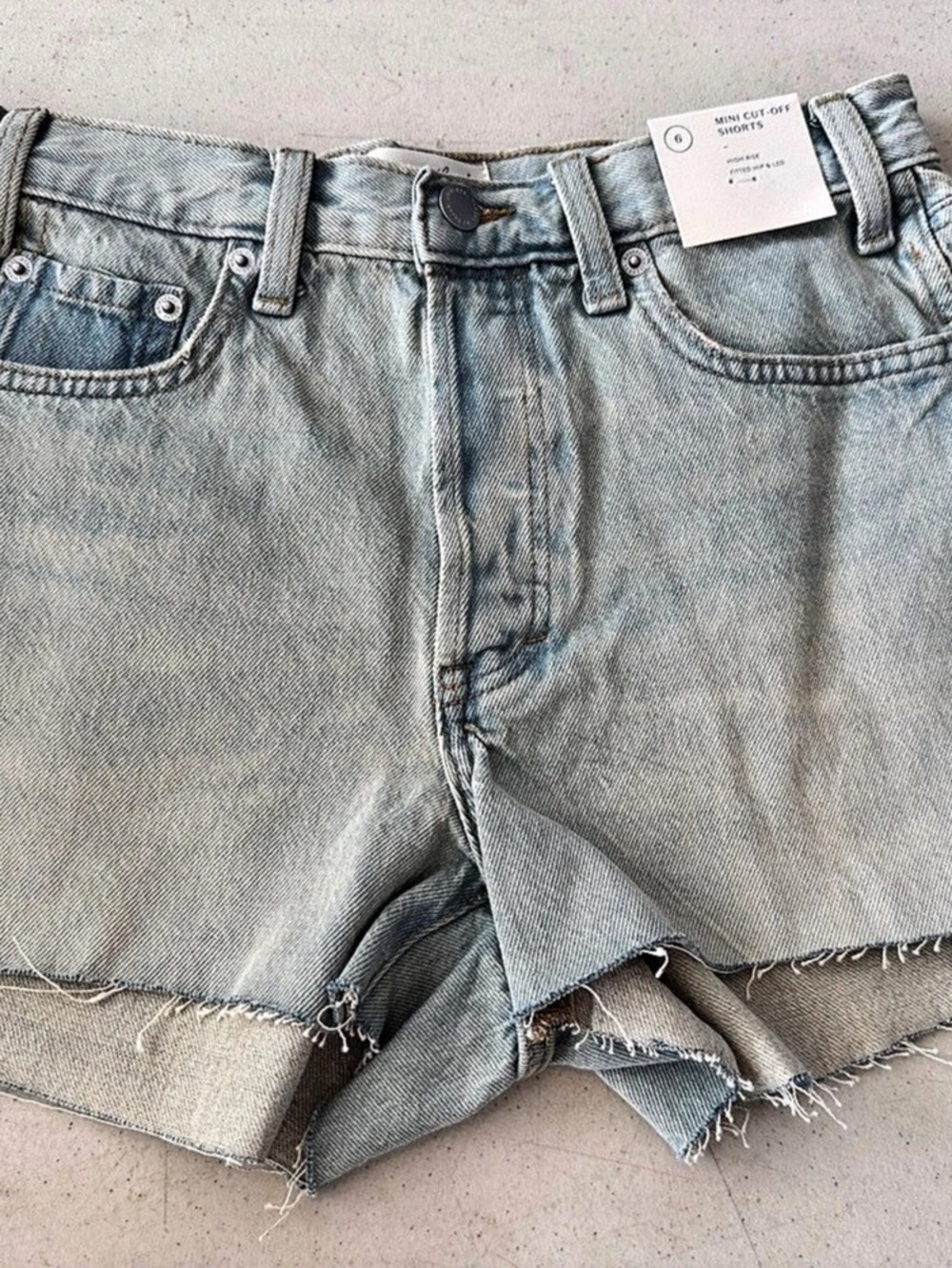 Universal Thread Mini Cut-Off Shorts High Rise Denim Jean Shorts Size 6